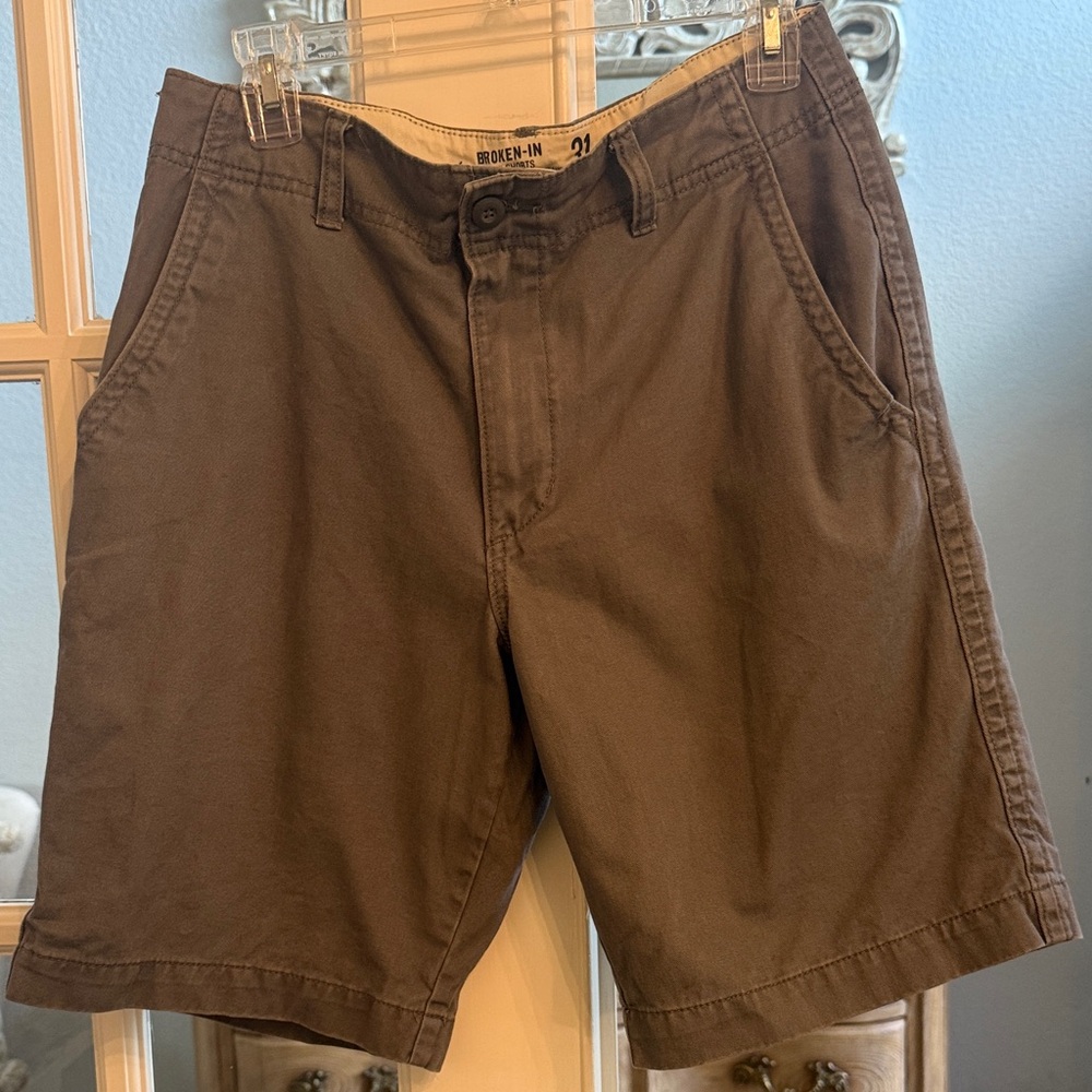 Old Navy Broken In Gray Flat Front Shorts 31